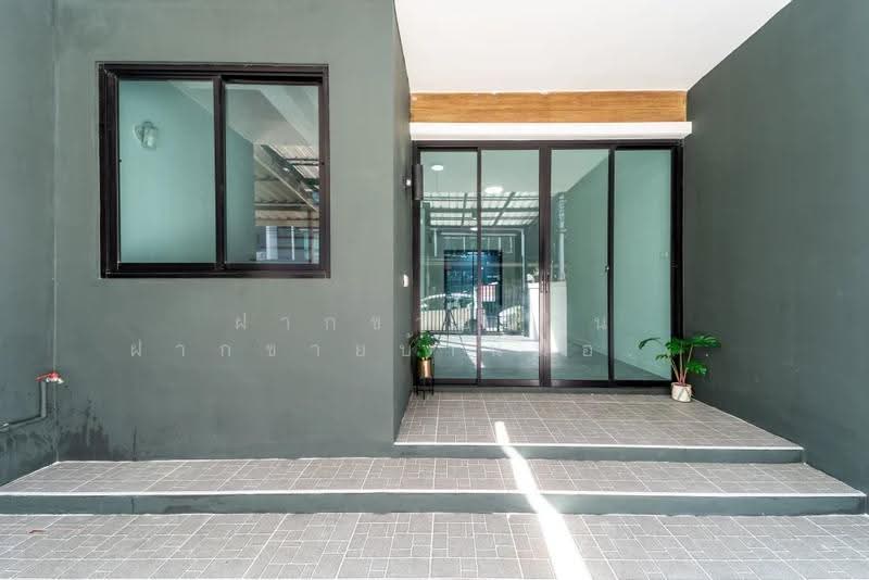 RNP Place Ramintra-Suwinthawong, Bangkok, Sam Wa Road, Bang Chun, Khlong Sam Wa, Bangkok, 4 Bedrooms, 195 sqm, Townhouse For Sale, by ฝากขายบ้าน ฝากขายบ้านมือสอง ฝากขายอสัง Realty HuB, 500639398 - DDproperty.com