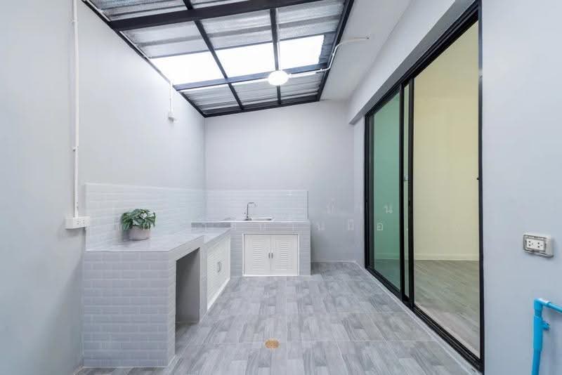 RNP Place Ramintra-Suwinthawong, Bangkok, Sam Wa Road, Bang Chun, Khlong Sam Wa, Bangkok, 4 Bedrooms, 195 sqm, Townhouse For Sale, by ฝากขายบ้าน ฝากขายบ้านมือสอง ฝากขายอสัง Realty HuB, 500639398 - DDproperty.com