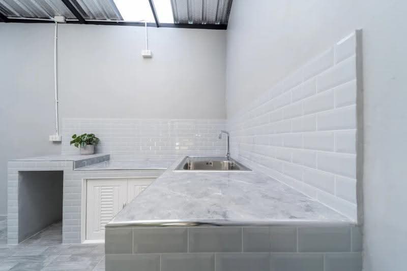 RNP Place Ramintra-Suwinthawong, Bangkok, Sam Wa Road, Bang Chun, Khlong Sam Wa, Bangkok, 4 Bedrooms, 195 sqm, Townhouse For Sale, by ฝากขายบ้าน ฝากขายบ้านมือสอง ฝากขายอสัง Realty HuB, 500639398 - DDproperty.com