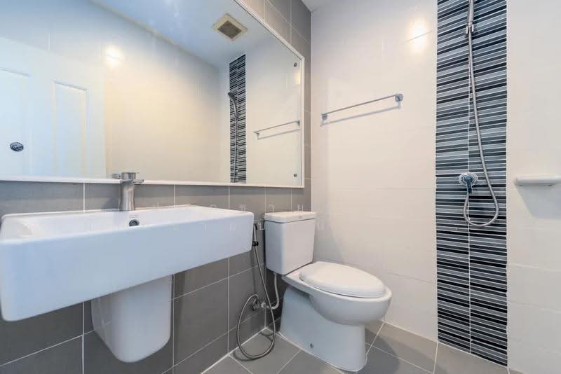 RNP Place Ramintra-Suwinthawong, Bangkok, Sam Wa Road, Bang Chun, Khlong Sam Wa, Bangkok, 4 Bedrooms, 195 sqm, Townhouse For Sale, by ฝากขายบ้าน ฝากขายบ้านมือสอง ฝากขายอสัง Realty HuB, 500639398 - DDproperty.com