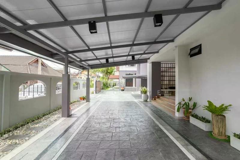Luxury Fully Renovated House for Sale in Mae Hia| Near Airport & City Center, Chiang Mai, Hai Ya, Muang Chiang Mai, Chiang Mai, 7 Bedrooms, 400 sqm, Single Detached House For Rent, by ISAAC WEE, 500639446 - DDproperty.com