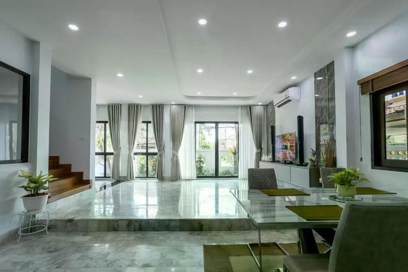 Luxury Fully Renovated House for Sale in Mae Hia| Near Airport & City Center, Chiang Mai, Hai Ya, Muang Chiang Mai, Chiang Mai, 7 Bedrooms, 400 sqm, Single Detached House For Rent, by ISAAC WEE, 500639446 - DDproperty.com