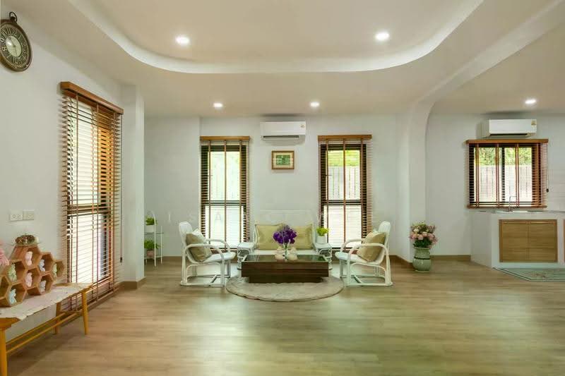 Luxury Fully Renovated House for Sale in Mae Hia| Near Airport & City Center, Chiang Mai, Hai Ya, Muang Chiang Mai, Chiang Mai, 7 Bedrooms, 400 sqm, Single Detached House For Rent, by ISAAC WEE, 500639446 - DDproperty.com