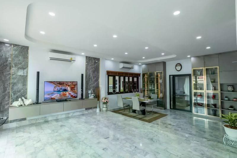 Luxury Fully Renovated House for Sale in Mae Hia| Near Airport & City Center, Chiang Mai, Hai Ya, Muang Chiang Mai, Chiang Mai, 7 Bedrooms, 400 sqm, Single Detached House For Rent, by ISAAC WEE, 500639446 - DDproperty.com