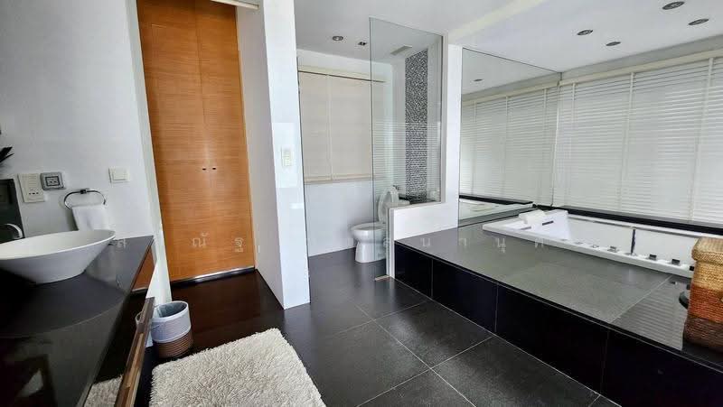 Villa Beachfront, Luxury Beachfront Villa in Kamala, Phuket, Phuket, Kammala, Kathu, Phuket, 5 Bedrooms, 1,500 sqm, Villa For Rent, by Sorranat Tassananusorn, 500639464 - DDproperty.com