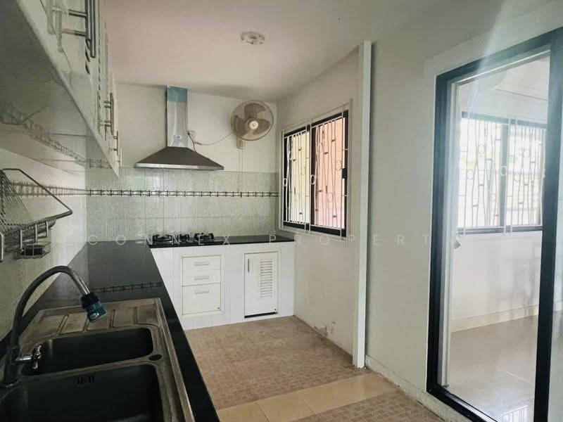 Modi Villa Bangbuathong, Nonthaburi, Soi Sam Wang, Chaiyaphruek Road, Bang Bua Thong, Nonthaburi, 3 Bedrooms, 140 sqm, Single Detached House For Sale, by Connex Property, 500639470 - DDproperty.com