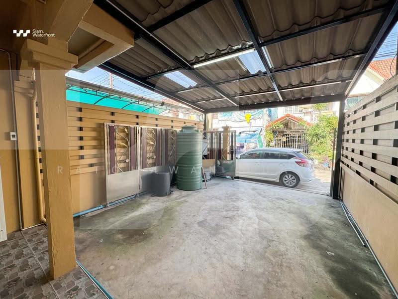 Rangsiya Village, Punnawithi Soi 22, Bangkok, Bang Chak, Phra Khanong, Bangkok, 2 Bedrooms, 150 sqm, Townhouse For Rent, by Ratchawan Huang, 500639485 - DDproperty.com