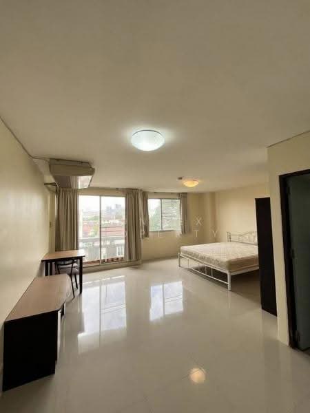 Garden Place, Bangkok, 274/1 Soi Ratchadaphisek 20 Sutthisarn Winitchai Road, Samsen Nok, Huai Khwang, Bangkok, 1 Bedroom, 36 sqm, Condo For Sale, by Connex Property, 500639486 - DDproperty.com