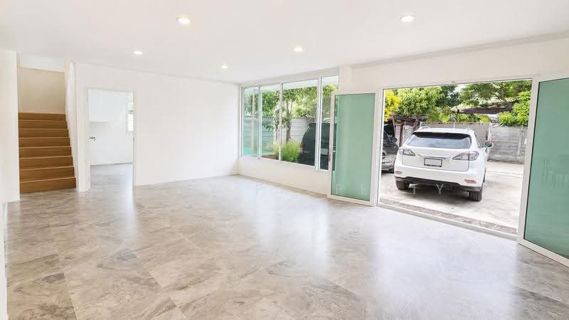 Detached house, Udom Suk 56, Bangkok, บางนา-ตราด, Bang Na Nuea, Bang Na, Bangkok, 4 Bedrooms, 300 sqm, Single Detached House For Sale, by Nutty Property, 500639498 - DDproperty.com