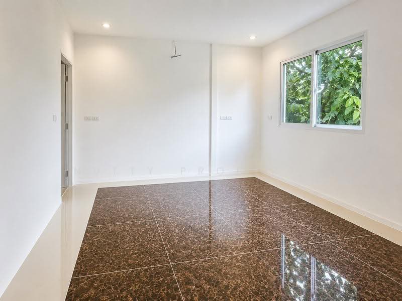 Detached house, Udom Suk 56, Bangkok, บางนา-ตราด, Bang Na Nuea, Bang Na, Bangkok, 4 Bedrooms, 300 sqm, Single Detached House For Sale, by Nutty Property, 500639498 - DDproperty.com