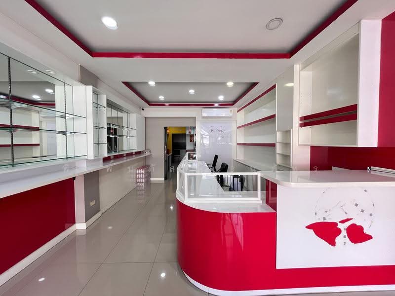 อาคารพาณิชย์ 4 ชั้น (รีโนเวทใหม่) : AIA คลองหลวง คลอง 2 ปทุมธานี, ปทุมธานี, ตั้งอยู่ใกล้ ถนนคลองหลวง ถนนพหลโยธิน และถนนไอยรา, คลองสอง, คลองหลวง, ปทุมธานี, 90 ตร.ม., ทาวน์เฮ้าส์ ขาย, โดย พิมพ์นภัส ภูธนภัทร, 500639521 - DDproperty.com