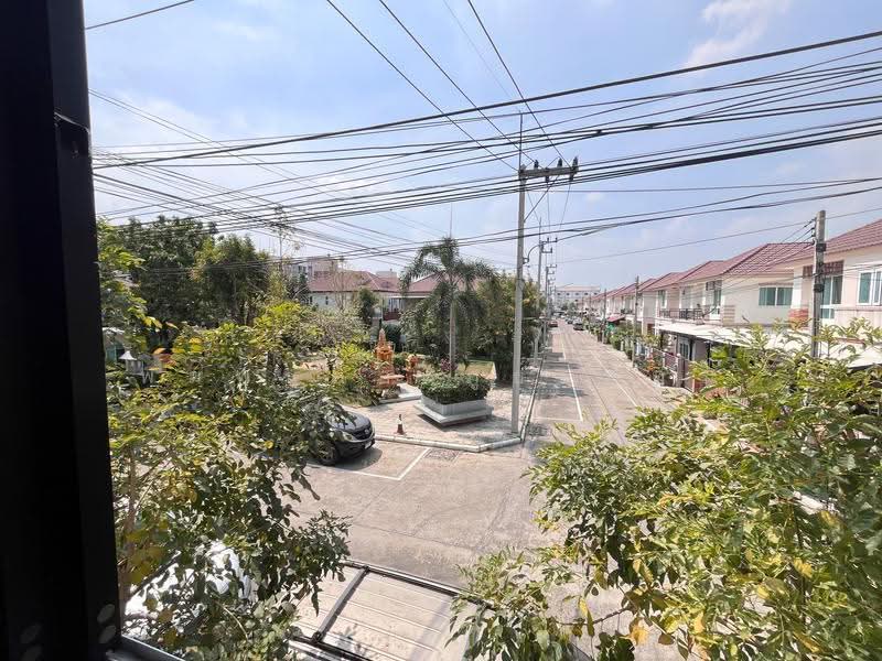 Renovated Commercial Building: AIA Khlong Luang, Pathum Thani, Pathum Thani, ตั้งอยู่ใกล้ ถนนคลองหลวง ถนนพหลโยธิน และถนนไอยรา, Khlong Song, Khlong Luang, Pathum Thani, 4 Bedrooms, 90 sqm, Townhouse For Sale, by พิมพ์นภัส ภูธนภัทร, 500639521 - DDproperty.com