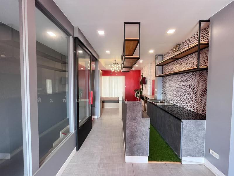 อาคารพาณิชย์ 4 ชั้น (รีโนเวทใหม่) : AIA คลองหลวง คลอง 2 ปทุมธานี, ปทุมธานี, ตั้งอยู่ใกล้ ถนนคลองหลวง ถนนพหลโยธิน และถนนไอยรา, คลองสอง, คลองหลวง, ปทุมธานี, 90 ตร.ม., ทาวน์เฮ้าส์ ขาย, โดย พิมพ์นภัส ภูธนภัทร, 500639521 - DDproperty.com