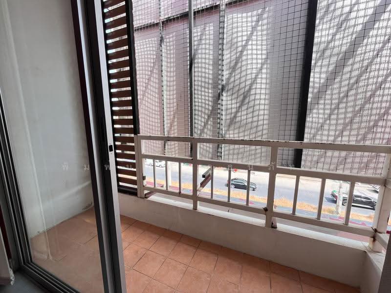Renovated Commercial Building: AIA Khlong Luang, Pathum Thani, Pathum Thani, ตั้งอยู่ใกล้ ถนนคลองหลวง ถนนพหลโยธิน และถนนไอยรา, Khlong Song, Khlong Luang, Pathum Thani, 4 Bedrooms, 90 sqm, Townhouse For Sale, by พิมพ์นภัส ภูธนภัทร, 500639521 - DDproperty.com