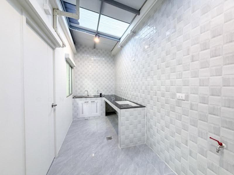 Baan Pruksa 95/2 Pinklao - Wongwaen, Nonthaburi, Soi Kantana, Bang Muang, Bang Yai, Nonthaburi, 3 Bedrooms, 100 sqm, Townhouse For Sale, by Connex Property, 500639522 - DDproperty.com