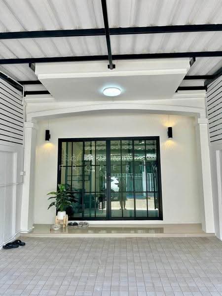 Moobaan Nisa : หมู่บ้าน นิสา, กรุงเทพ, หนองแขม, กรุงเทพ, 21 ตร.ม., ทาวน์เฮ้าส์ ขาย, โดย Connex Property, 500639548 - DDproperty.com