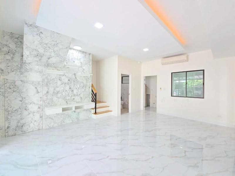 Pleno Rangsit Klong 4-Wongwaen, Pathum Thani, Rangsit-Nakhon Nayok Road, Khlong Si, Khlong Luang, Pathum Thani, 3 Bedrooms, 104 sqm, Townhouse For Sale, by พิมพ์นภัส ภูธนภัทร, 500639559 - DDproperty.com