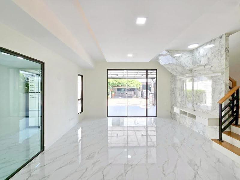 Pleno Rangsit Klong 4-Wongwaen, Pathum Thani, Rangsit-Nakhon Nayok Road, Khlong Si, Khlong Luang, Pathum Thani, 3 Bedrooms, 104 sqm, Townhouse For Sale, by พิมพ์นภัส ภูธนภัทร, 500639559 - DDproperty.com
