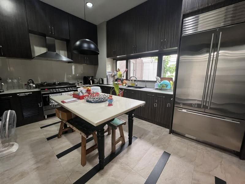 สุขุมวิท 39, Bangkok, Phra Kanong Nua, Watthana, Bangkok, 6 Bedrooms, 860 sqm, Single Detached House For Sale, by ปภัชญา ธนัตถ์ภรณ์, 500639589 - DDproperty.com