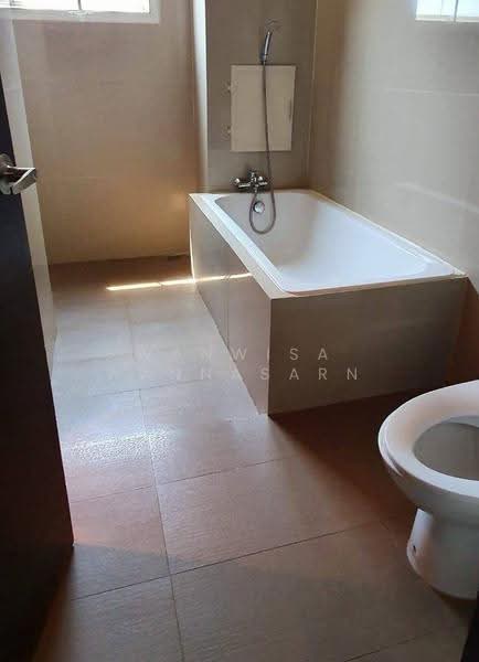 The Kaze 34, Bangkok, 66 Soi Sukhumvit 34, Khong Tan, Khlong Toei, Bangkok, 2 Bedrooms, 50 sqm, Apartment For Rent, by Wanwisa Wannasarn, 500639625 - DDproperty.com