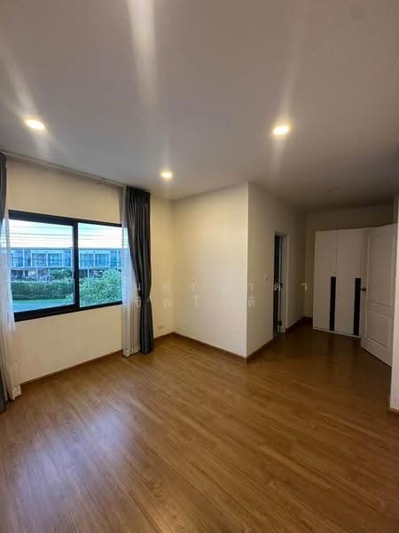 Centro Ratchapruek-Suan Phak, Nonthaburi, Bangkruai Jongtanom, Bang Kruai, Nonthaburi, 4 Bedrooms, 216 sqm, Single Detached House For Rent, by ปรินทร์ญาดา ชิณโชติ, 500639640 - DDproperty.com
