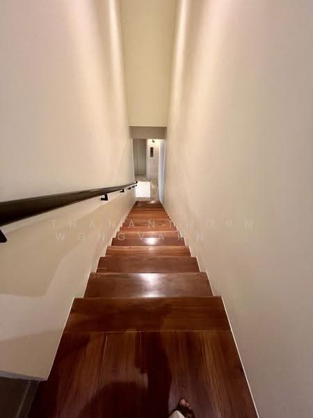 Home Office Thonglor 23, Bangkok, Khlong Tan Nua, Watthana, Bangkok, 3 Bedrooms, 900 sqm, Single Detached House For Rent, by Thananthorn Wongvarnkaseam, 500639722 - DDproperty.com