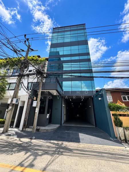 Home Office Thonglor 23, Bangkok, Khlong Tan Nua, Watthana, Bangkok, 3 Bedrooms, 900 sqm, Single Detached House For Rent, by Thananthorn Wongvarnkaseam, 500639722 - DDproperty.com