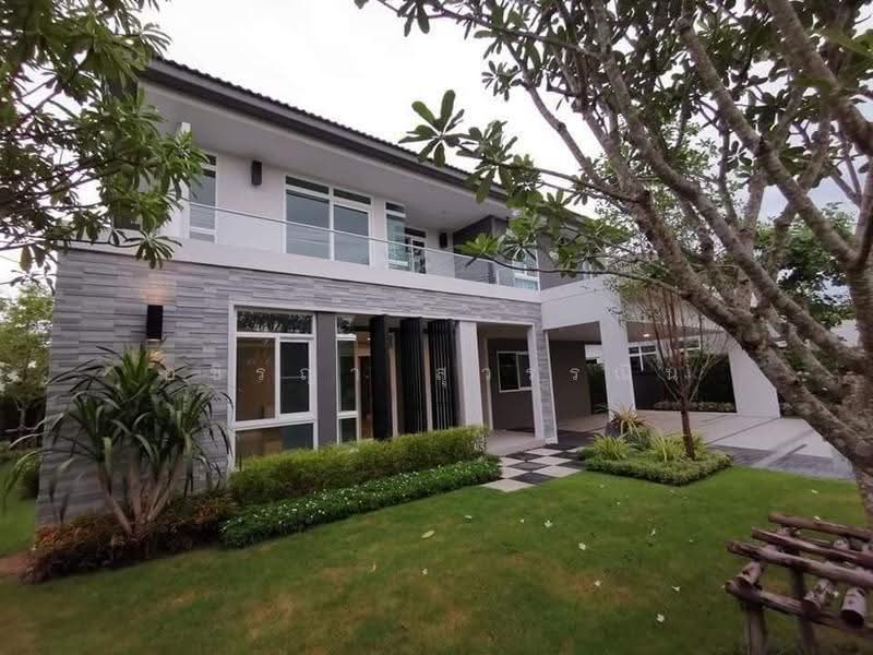 Mantana Lake Watcharapol, Bangkok, Sukhaphiban 5 Road, O-Ngoen, Sai Mai, Bangkok, 4 Bedrooms, 300 sqm, Single Detached House For Rent, by Ashiraya Suwannin, 500639813 - DDproperty.com