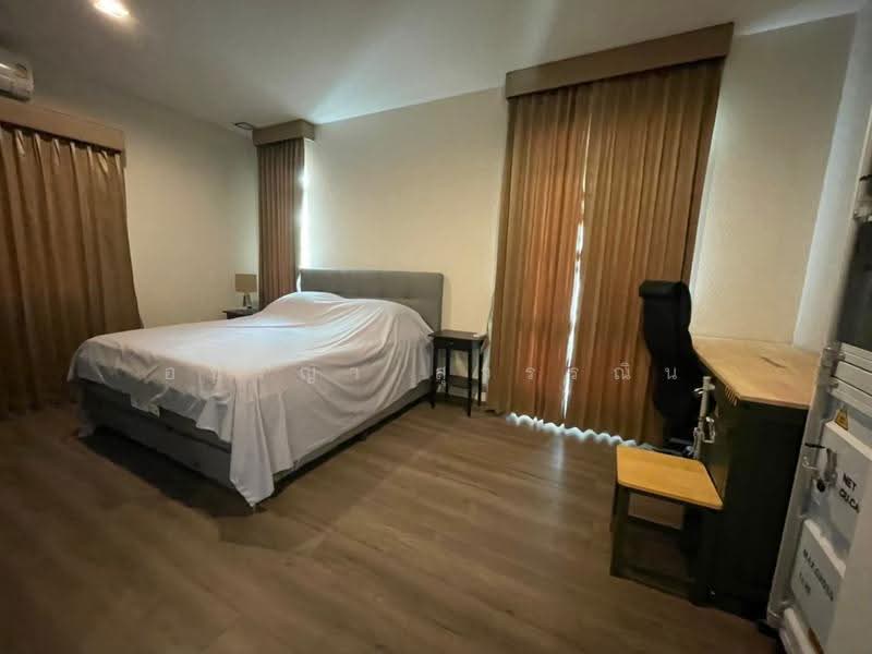 Mantana Lake Watcharapol, Bangkok, Sukhaphiban 5 Road, O-Ngoen, Sai Mai, Bangkok, 4 Bedrooms, 300 sqm, Single Detached House For Rent, by Ashiraya Suwannin, 500639813 - DDproperty.com