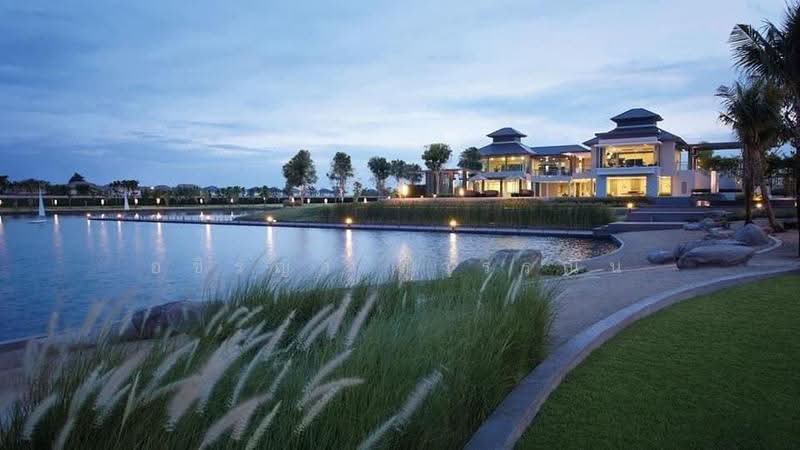 Mantana Lake Watcharapol, Bangkok, Sukhaphiban 5 Road, O-Ngoen, Sai Mai, Bangkok, 4 Bedrooms, 300 sqm, Single Detached House For Rent, by Ashiraya Suwannin, 500639813 - DDproperty.com