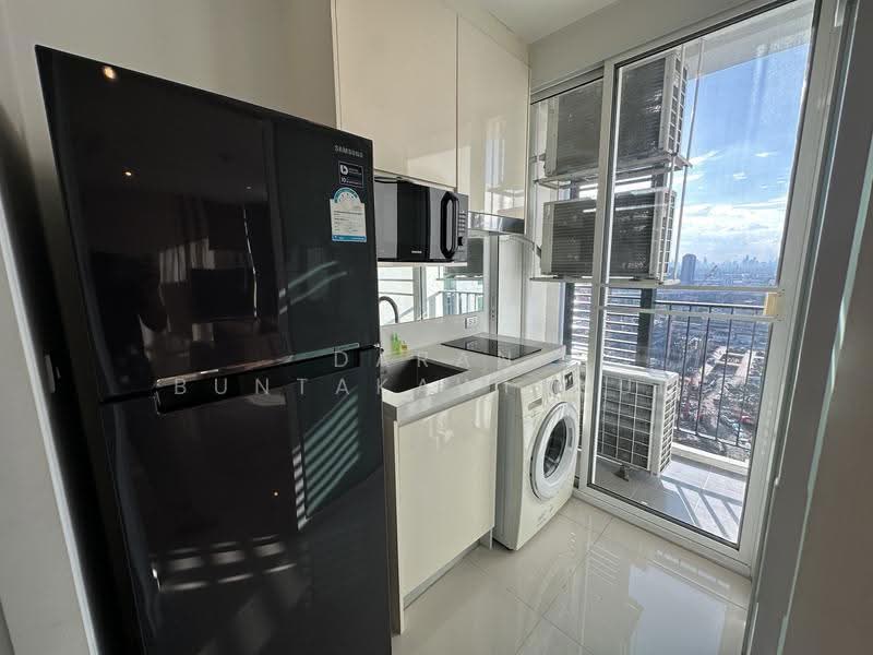 The Sky Sukhumvit, Bangkok, 103-4 Sukhumvit Road, Bang Na Nuea, Bang Na, Bangkok, 2 Bedrooms, 75 sqm, Condo For Rent, by Daran Buntakawinkul, 500639858 - DDproperty.com