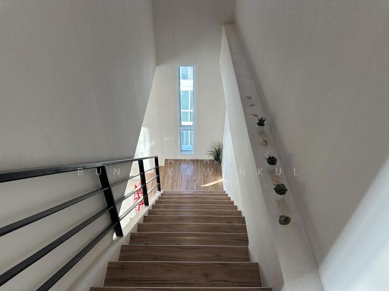 The Sky Sukhumvit, Bangkok, 103-4 Sukhumvit Road, Bang Na Nuea, Bang Na, Bangkok, 2 Bedrooms, 75 sqm, Condo For Rent, by Daran Buntakawinkul, 500639858 - DDproperty.com
