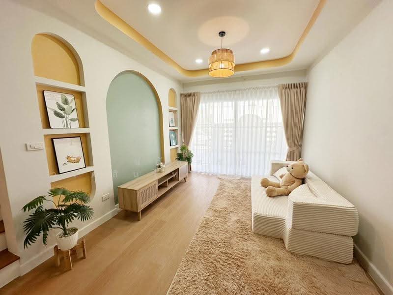 Arcadia Park Ville Ramkhamheang-Romklao, Bangkok, Soi Kheha Rom Klao 78, Rat Phatthana Road, Saphan Sung, Bangkok, 4 Bedrooms, 88 sqm, Townhouse For Sale, by นภัสศรณ์ วงศ์สินไทยกร (นันท์), 500639878 - DDproperty.com