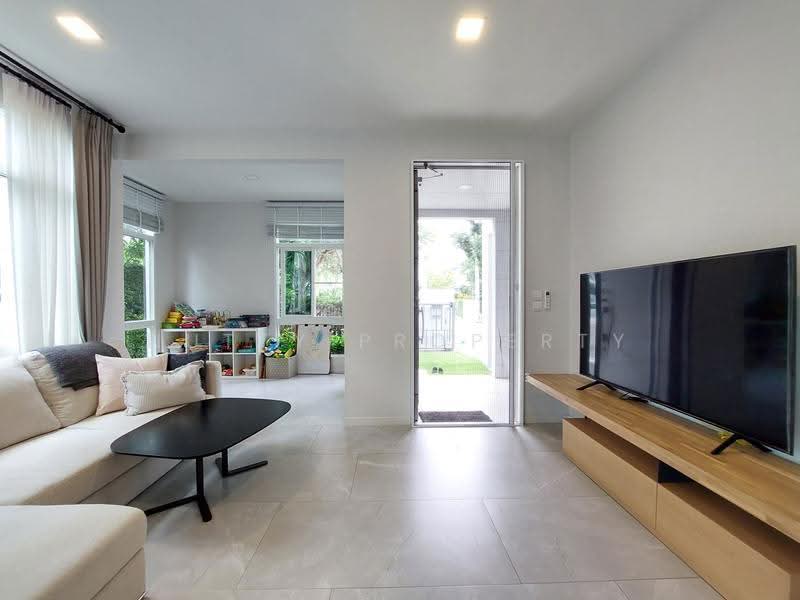 Mantana Bangna-Wongwaen, Bangkok, Soi Ramkhamhaeng 2, Dok Mai, Prawet, Bangkok, 4 Bedrooms, 222 sqm, Single Detached House For Rent, by Nutty Property, 500639889 - DDproperty.com