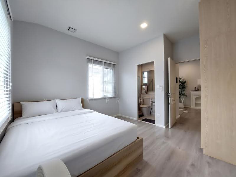 Mantana Bangna-Wongwaen, Bangkok, Soi Ramkhamhaeng 2, Dok Mai, Prawet, Bangkok, 4 Bedrooms, 222 sqm, Single Detached House For Rent, by Nutty Property, 500639889 - DDproperty.com