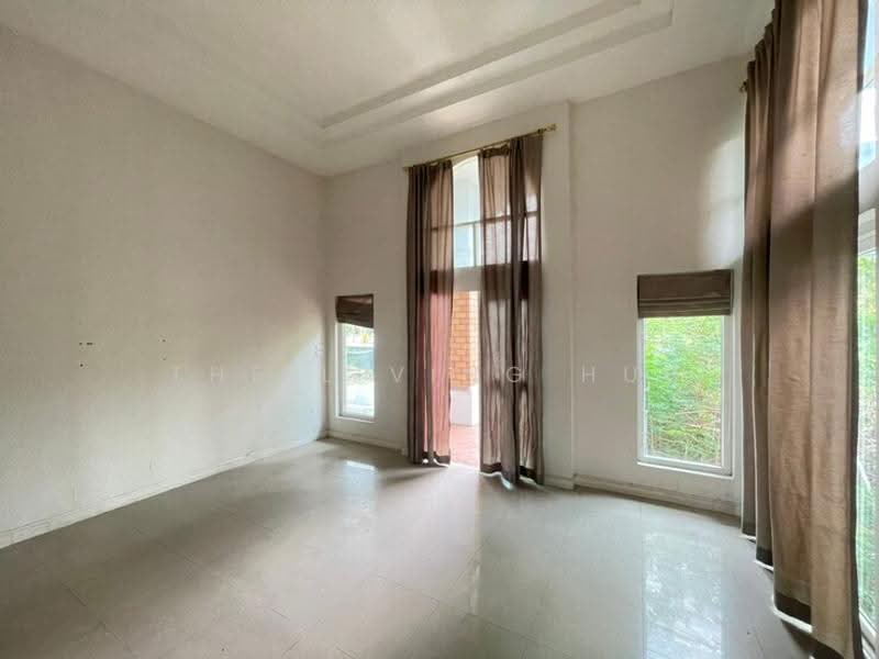 Warangkul The Grand Private Home, Pathum Thani, Lat Sawai, Lam Luk Ka, Pathum Thani, 3 Bedrooms, 411 sqm, Single Detached House For Sale, by THE LIVING HUB, 500639930 - DDproperty.com