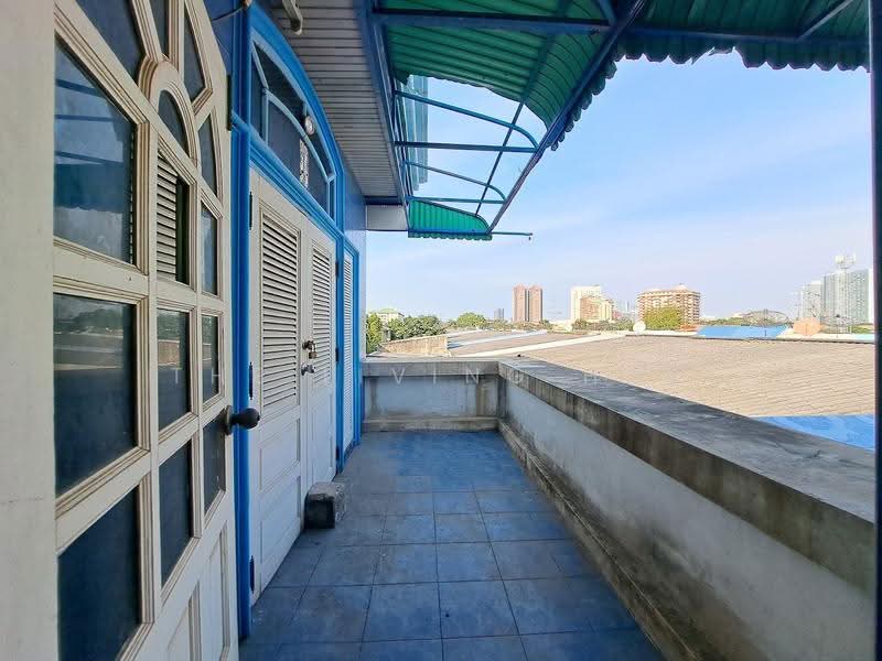 ร่มโพธิ์, Bangkok, Bang Chak, Phra Khanong, Bangkok, 2 Bedrooms, 189 sqm, Townhouse For Sale, by THE LIVING HUB, 500639936 - DDproperty.com