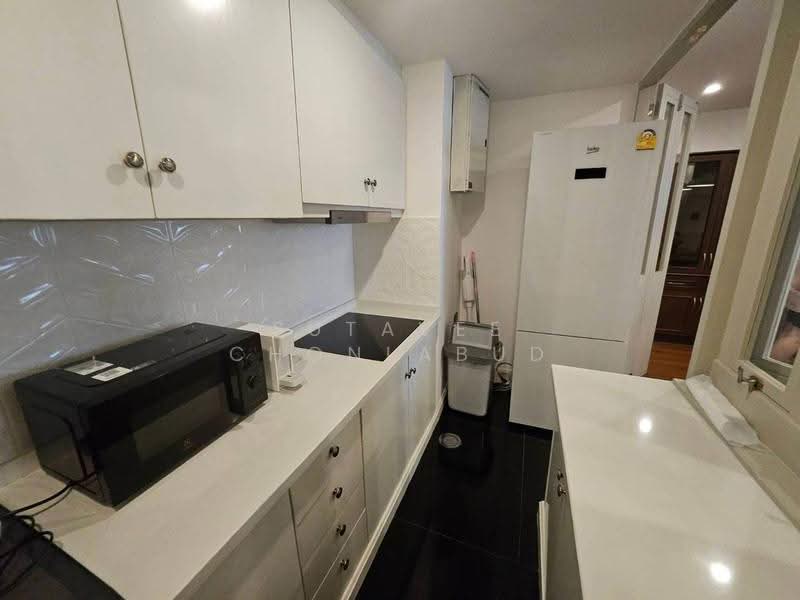 Las Colinas, Bangkok, Sukhumvit 21 Road, Khlongtoei Nua, Watthana, Bangkok, 2 Bedrooms, 100 sqm, Condo For Rent, by Sutavee Chonlabud, 500640044 - DDproperty.com