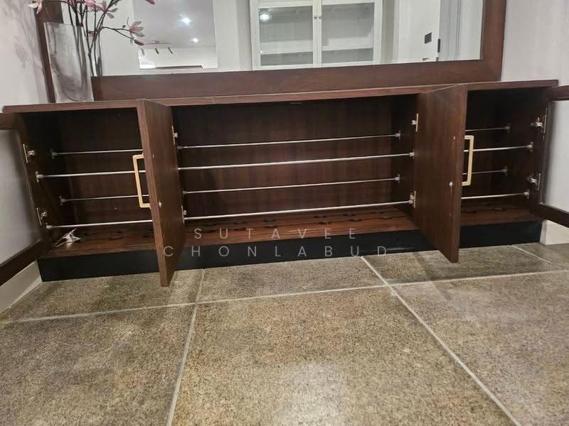 Las Colinas, Bangkok, Sukhumvit 21 Road, Khlongtoei Nua, Watthana, Bangkok, 2 Bedrooms, 100 sqm, Condo For Rent, by Sutavee Chonlabud, 500640044 - DDproperty.com
