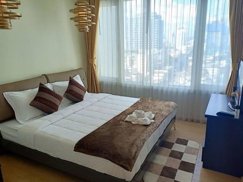 Siri At Sukhumvit, Bangkok, 902 Sukhumvit Road, Phra Kanong, Khlong Toei, Bangkok, 2 Bedrooms, 70 sqm, Condo For Rent, by Sutavee Chonlabud, 500640072 - DDproperty.com