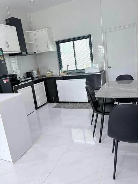3-BR House, Prachuap Khiri Khan, Thap Tai, Hua Hin, Prachuap Khiri Khan, 3 Bedrooms, 204 sqm, Single Detached House For Rent, by Patchara Srisak, 500640344 - DDproperty.com