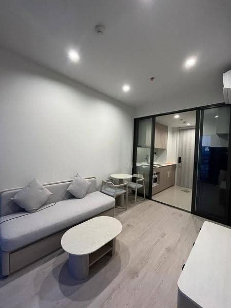 Reference Sathorn-Wongwianyai, Bangkok, Krung Thonburi 2 Alley, Bang Lam Phu Lang, Khlong San, Bangkok, 1 Bedroom, 32 sqm, Condo For Rent, by Kittinee Chuaichat, 500640441 - DDproperty.com
