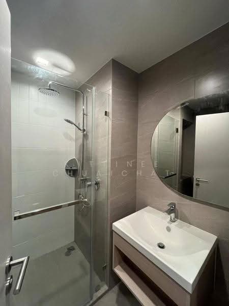 Reference Sathorn-Wongwianyai, Bangkok, Krung Thonburi 2 Alley, Bang Lam Phu Lang, Khlong San, Bangkok, 1 Bedroom, 32 sqm, Condo For Rent, by Kittinee Chuaichat, 500640441 - DDproperty.com