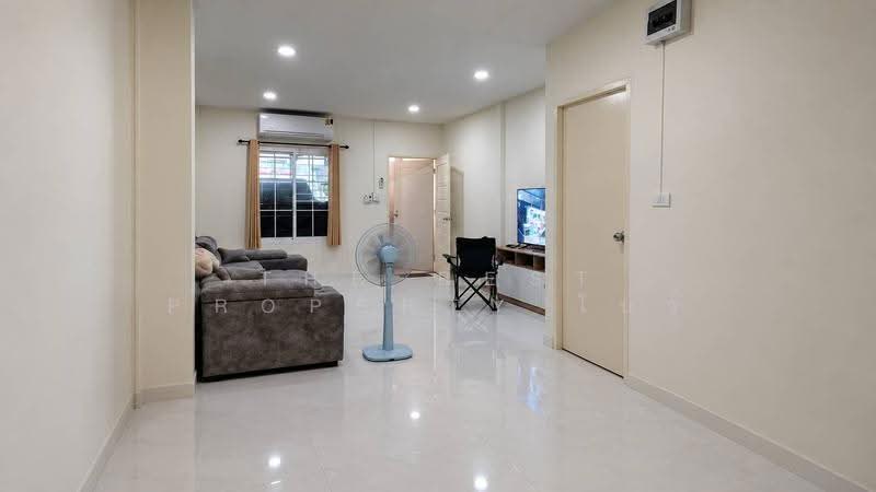 Baan Tipamas Seri Bangna, Samut Prakan, Bang Bo-Klong Dan Road, Bang Phriang, Bang Bo, Samut Prakan, 2 Bedrooms, 100 sqm, Townhouse For Sale, by The Best Property โบว์, 500640547 - DDproperty.com