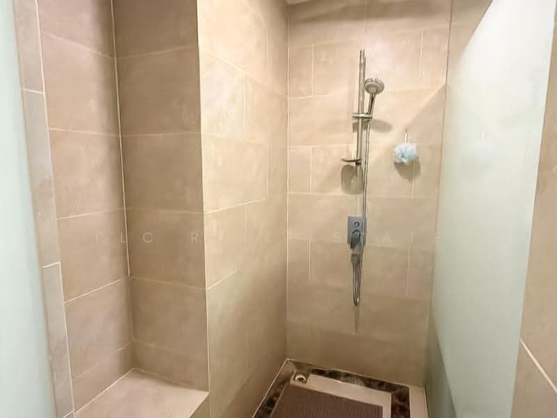 Espana Condo Resort, Chon Buri (Pattaya), 839 Village 12, Nong Pru, Bang Lamung (Pattaya), Chon Buri (Pattaya), 1 Bedroom, 35 sqm, Condo For Sale, by PLC real estate, 500640603 - DDproperty.com