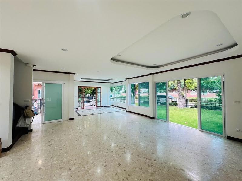 Vararom Lakeview, Samut Prakan, Bang Phli-Tamru Road, Bangphli Yai, Bang Plee, Samut Prakan, 3 Bedrooms, 260 sqm, Single Detached House For Sale, by คุณ จิดาภา พันธุกุล (แอม), 500640605 - DDproperty.com