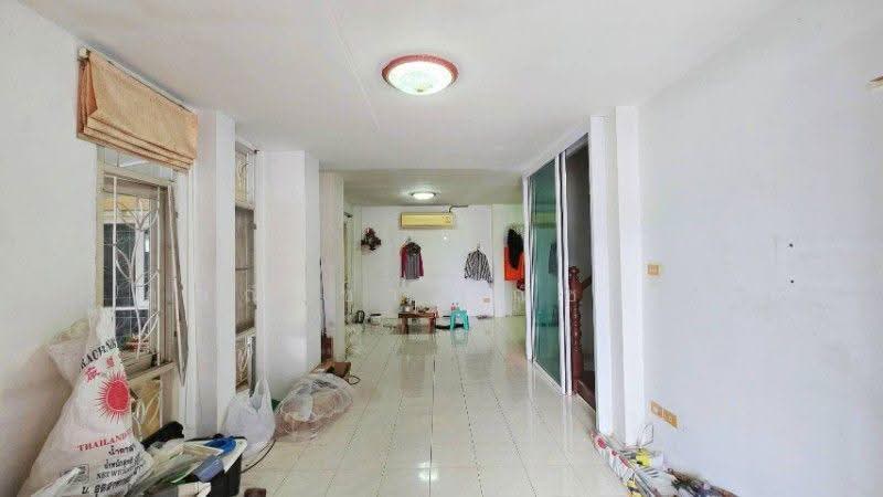 Maneekaew Green House : หมู่บ้านมณีแก้ว กรีนเฮ้าส์, ชลบุรี, ข้าวหลาม, ห้วยกะปิ, เมืองชลบุรี, ชลบุรี, 150 ตร.ม., บ้านแฝด ขาย, โดย คุณณิชชา (ณิชชา), 500640695 - DDproperty.com