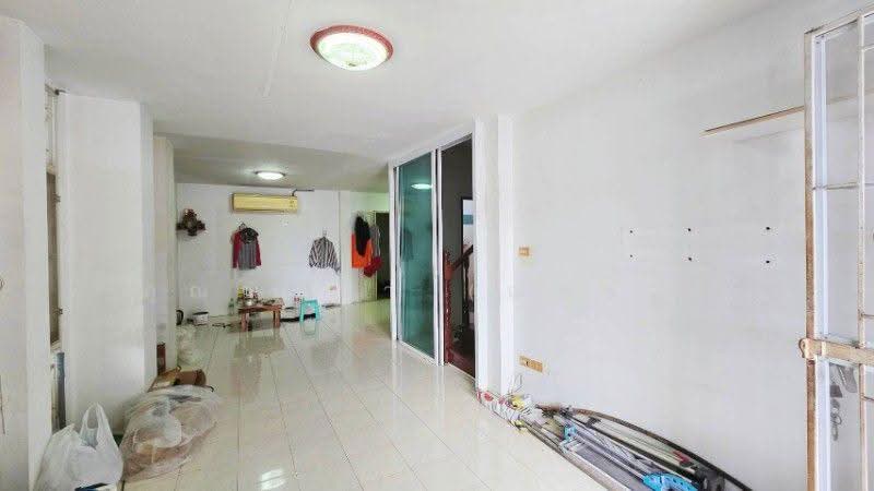 Maneekaew Green House : หมู่บ้านมณีแก้ว กรีนเฮ้าส์, ชลบุรี, ข้าวหลาม, ห้วยกะปิ, เมืองชลบุรี, ชลบุรี, 150 ตร.ม., บ้านแฝด ขาย, โดย คุณณิชชา (ณิชชา), 500640695 - DDproperty.com