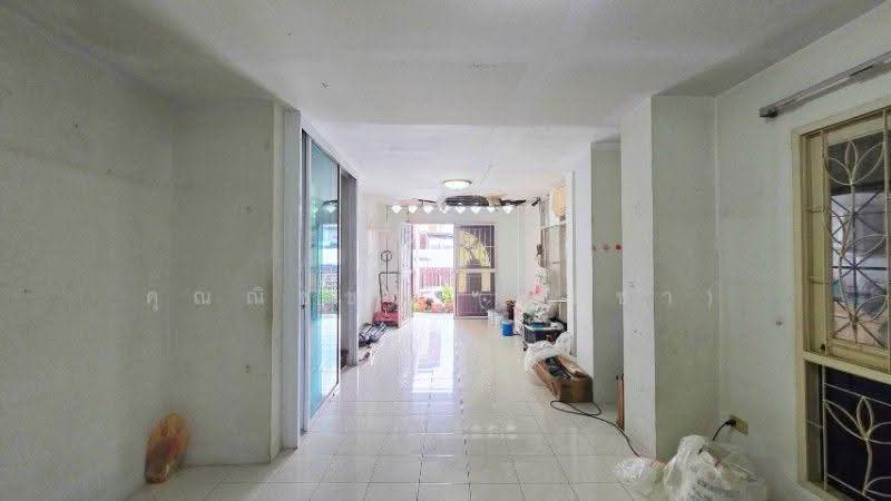 Maneekaew Green House : หมู่บ้านมณีแก้ว กรีนเฮ้าส์, ชลบุรี, ข้าวหลาม, ห้วยกะปิ, เมืองชลบุรี, ชลบุรี, 150 ตร.ม., บ้านแฝด ขาย, โดย คุณณิชชา (ณิชชา), 500640695 - DDproperty.com