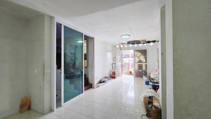 Maneekaew Green House : หมู่บ้านมณีแก้ว กรีนเฮ้าส์, ชลบุรี, ข้าวหลาม, ห้วยกะปิ, เมืองชลบุรี, ชลบุรี, 150 ตร.ม., บ้านแฝด ขาย, โดย คุณณิชชา (ณิชชา), 500640695 - DDproperty.com